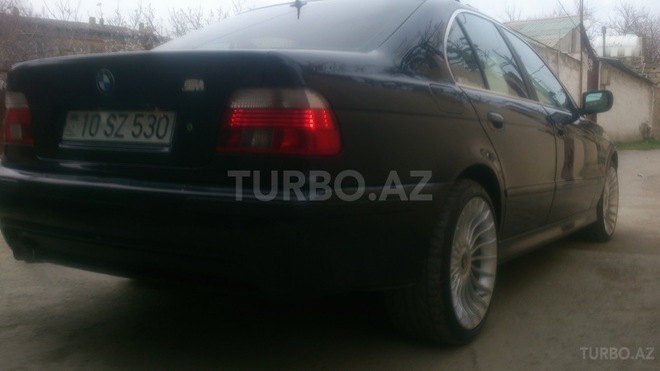 BMW 530 2001, 290,000 km - 3.0 l - Bakı
