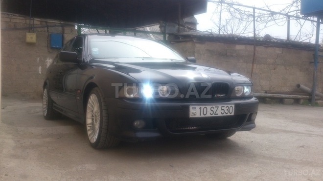 BMW 530 2001, 290,000 km - 3.0 l - Bakı