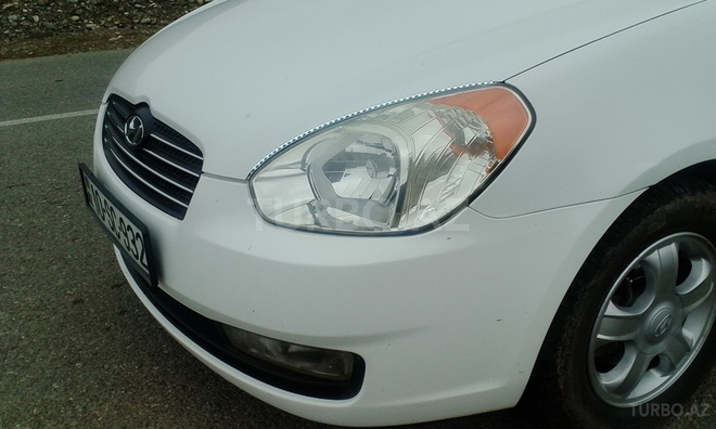 Hyundai Accent 2006, 176,000 km - 1.6 л - Qusar
