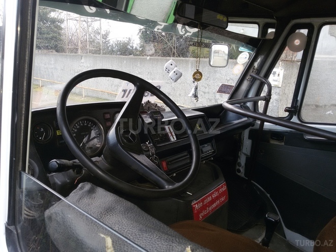 Mercedes 208 D 1989, 2,222,222 km - 2.2 л - Lənkəran