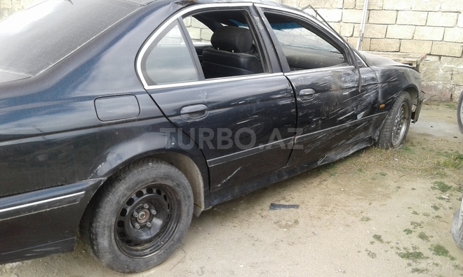 BMW 523 1997, 250,000 km - 2.5 л - Bakı