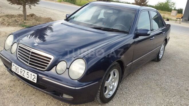 Mercedes E 220 1998, 260,000 km - 2.2 l - Bakı