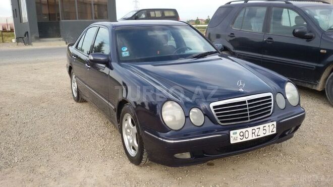 Mercedes E 220 1998, 260,000 km - 2.2 l - Bakı