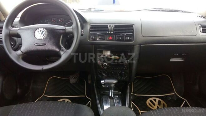 Volkswagen Golf 2002, 175,000 km - 1.6 l - Sumqayıt