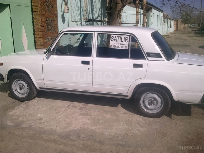 LADA (VAZ) 2107 1984, 164,524 km - 0.2 l - Samux