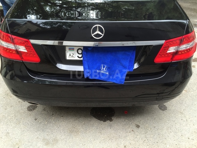 Mercedes E 200 2010, 130,000 km - 1.8 л - Bakı
