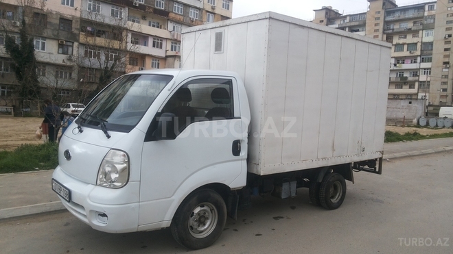 Kia Bongo 2006, 282,000 km - 2.7 l - Bakı