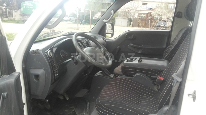 Kia Bongo 2006, 282,000 km - 2.7 l - Bakı