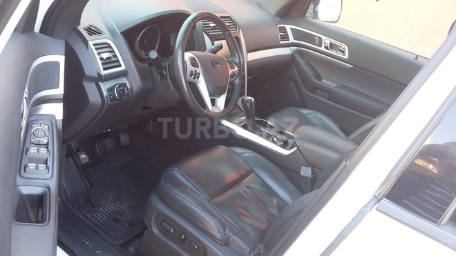 Ford Explorer 2014, 56,768 km - 3.7 л - Gəncə