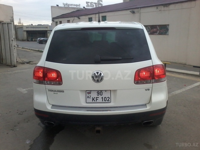Volkswagen Touareg 2005, 142,000 km - 4.2 l - Bakı