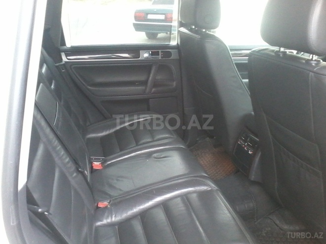 Volkswagen Touareg 2005, 142,000 km - 4.2 l - Bakı