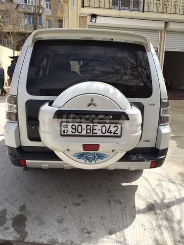 Mitsubishi Pajero 2007, 139,000 km - 3.0 l - Bakı