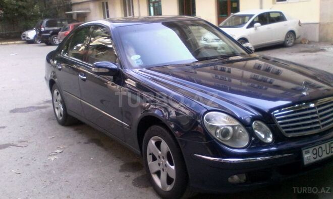 Mercedes E 220 2002, 220,000 km - 2.2 l - Bakı