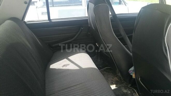 LADA (VAZ) 2107 2009, 130,000 km - 1.6 л - Bakı