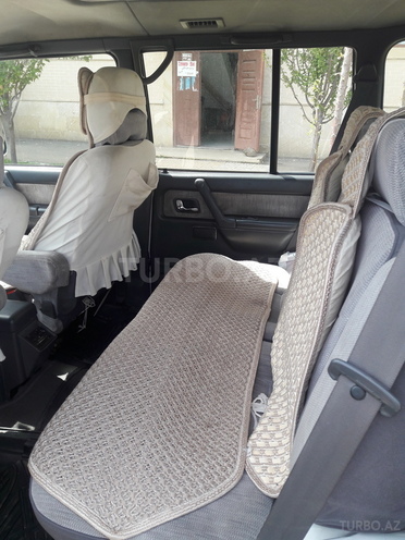 Mitsubishi Pajero 1997, 162,000 km - 3.0 l - Naftalan