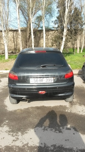 Peugeot 206 2002, 261,000 km - 1.4 l - Bakı