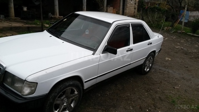 Mercedes 190 1985, 258,528 km - 2.0 l - İsmayıllı