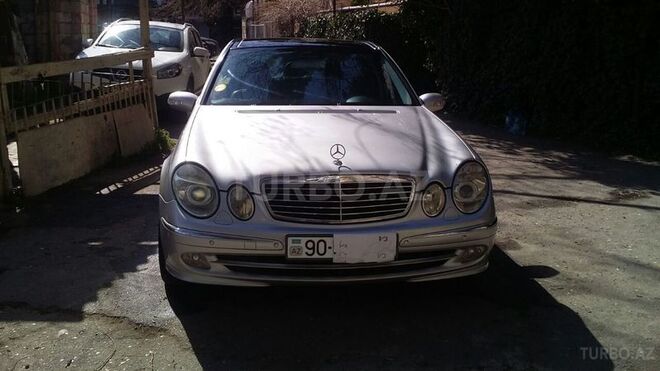 Mercedes E 320 2002, 169,000 km - 3.2 l - Bakı