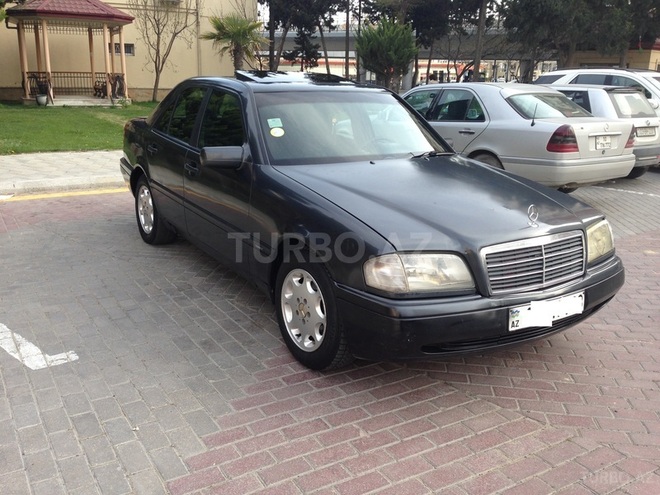 Mercedes C 180 1996, 245,000 km - 1.8 l - Bakı