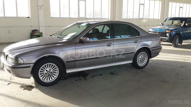 BMW 523 1995, 348,000 km - 2.5 l - Bakı