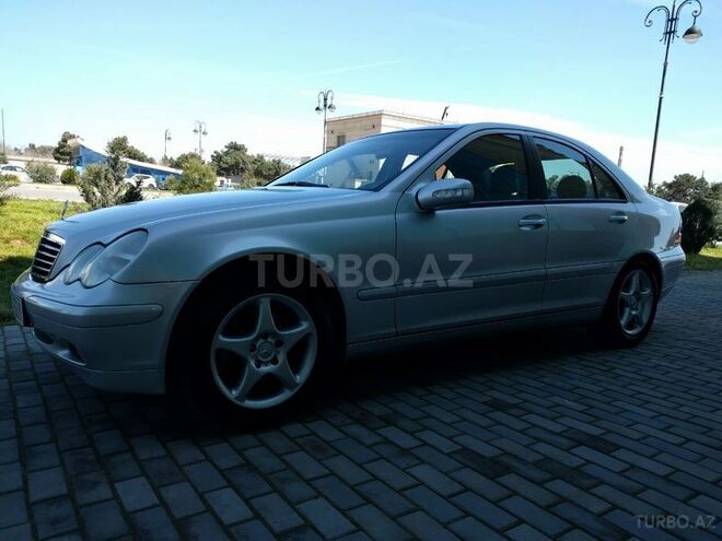 Mercedes C 200 2001, 230,000 km - 2.0 л - Bakı