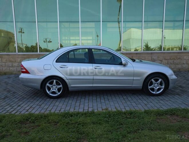 Mercedes C 200 2001, 230,000 km - 2.0 л - Bakı
