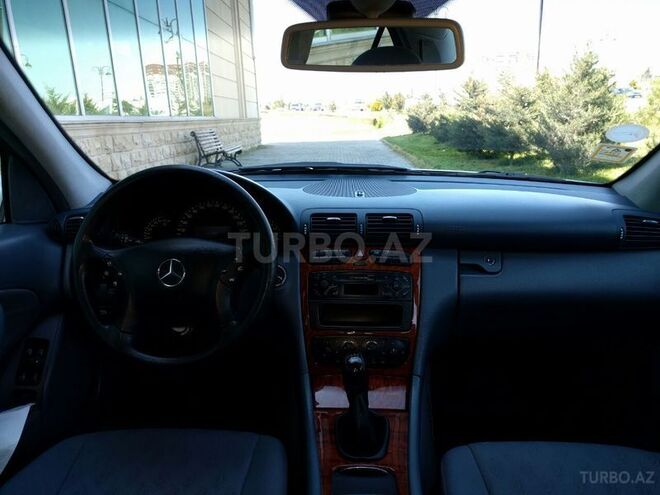 Mercedes C 200 2001, 230,000 km - 2.0 л - Bakı