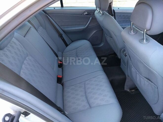 Mercedes C 200 2001, 230,000 km - 2.0 л - Bakı