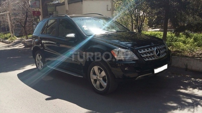Mercedes ML 350 2009, 100,000 km - 3.5 l - Bakı