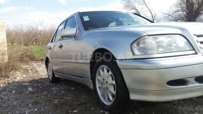Mercedes C 200 1998, 242,000 km - 2.2 л - Bakı