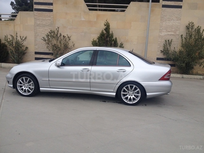 Mercedes C 32 AMG 2004, 201,300 km - 3.2 л - Bakı