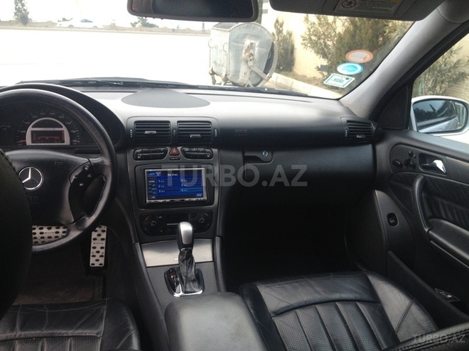 Mercedes C 32 AMG 2004, 201,300 km - 3.2 л - Bakı
