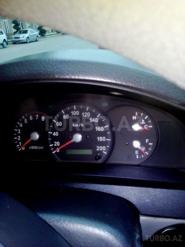 Kia Sorento 2005, 266,000 km - 2.4 l - Bakı