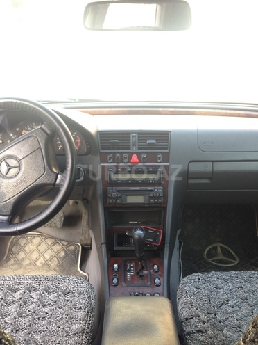 Mercedes C 220 1998, 244,000 km - 2.2 l - Bakı