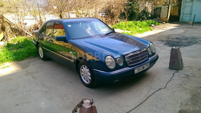 Mercedes E 290 1998, 280,000 km - 2.9 l - Bakı