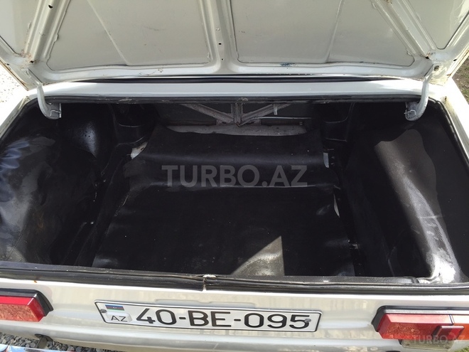 LADA (VAZ) 21011 1973, 250,000 km - 1.3 l - Quba