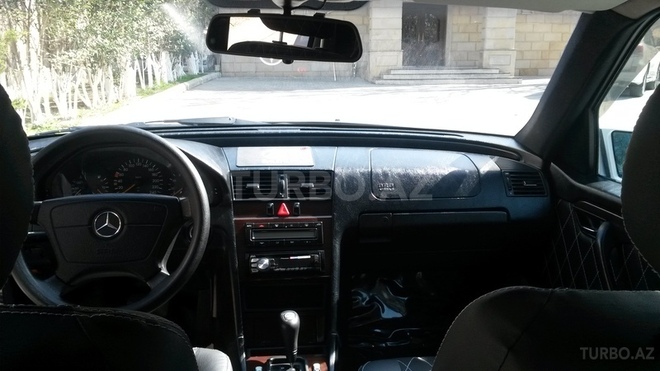 Mercedes C 200 1996, 278,000 km - 2.0 l - Bakı