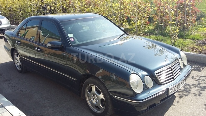 Mercedes E 220 2001, 230,000 km - 2.2 l - Şəmkir