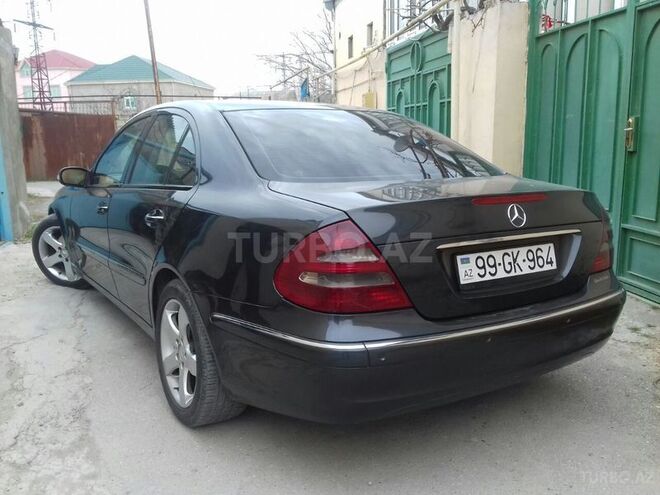 Mercedes E 220 2002, 193,000 km - 2.2 l - Bakı