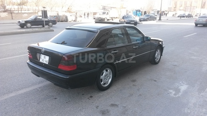 Mercedes C 230 1997, 200,000 km - 2.3 l - Bakı
