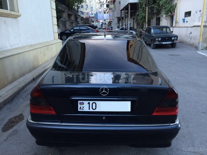 Mercedes C 280 1999, 332,000 km - 2.8 l - Bakı
