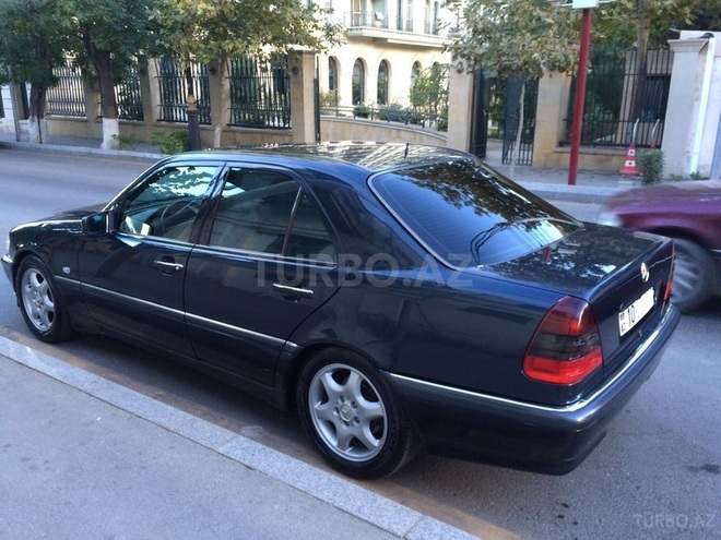 Mercedes C 280 1999, 332,000 km - 2.8 l - Bakı