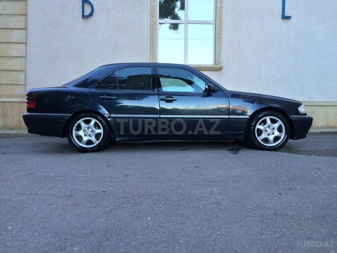 Mercedes C 280 1999, 332,000 km - 2.8 l - Bakı