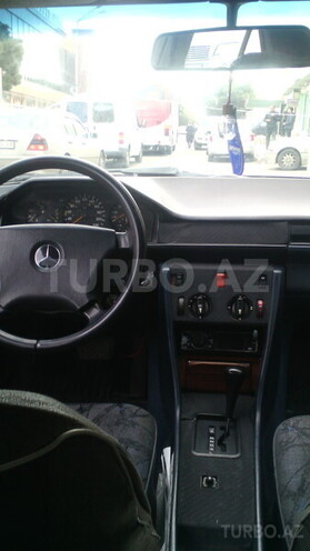 Mercedes E 300 1988, 490,000 km - 3.0 l - Bakı