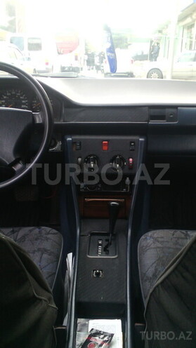Mercedes E 300 1988, 490,000 km - 3.0 l - Bakı