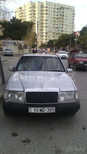 Mercedes E 300 1988, 490,000 km - 3.0 l - Bakı