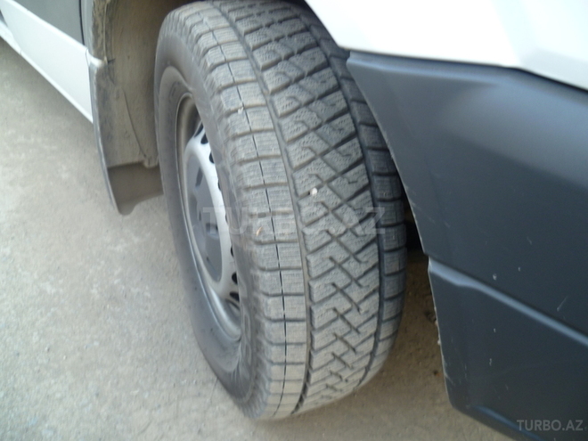 Mercedes  2008, 390,000 km - 2.2 l - Gəncə