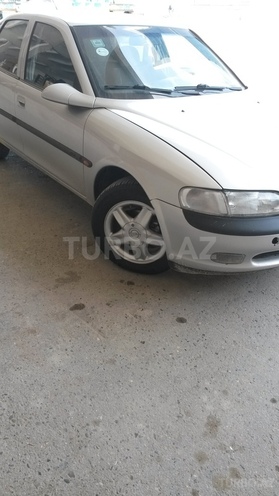 Opel Vectra 1996, 260,000 km - 1.8 l - Bakı