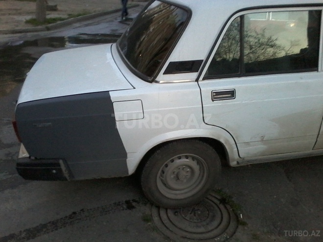 LADA (VAZ) 2107 2003, 300,000 km - 1.5 l - Bakı