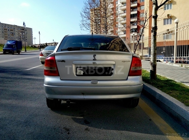 Opel Astra 1999, 353,000 km - 1.8 л - Bakı